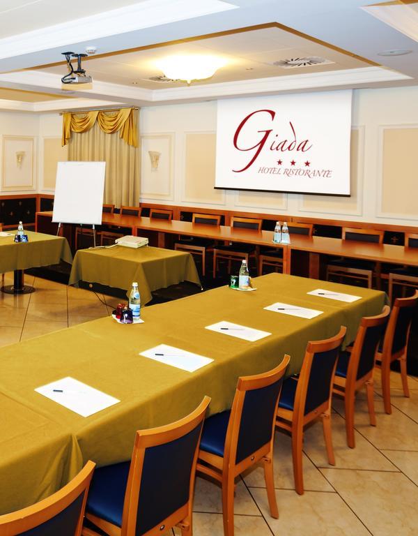 Hotel Ristorante Giada Grumolo delle Abbadesse Luaran gambar