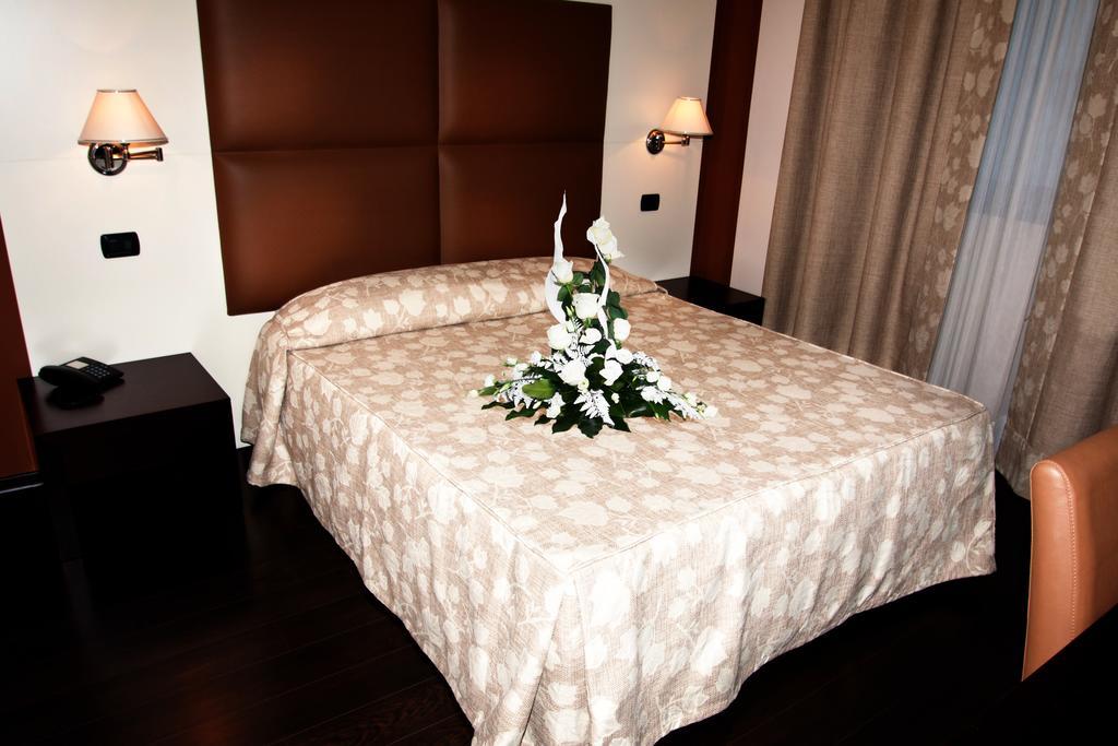 Hotel Ristorante Giada Grumolo delle Abbadesse Luaran gambar