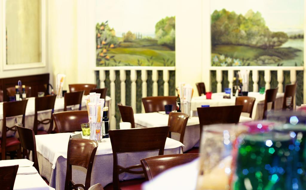 Hotel Ristorante Giada Grumolo delle Abbadesse Luaran gambar