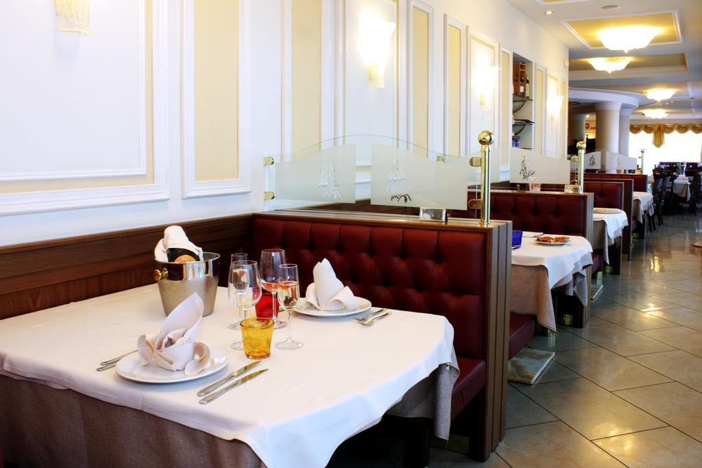 Hotel Ristorante Giada Grumolo delle Abbadesse Luaran gambar