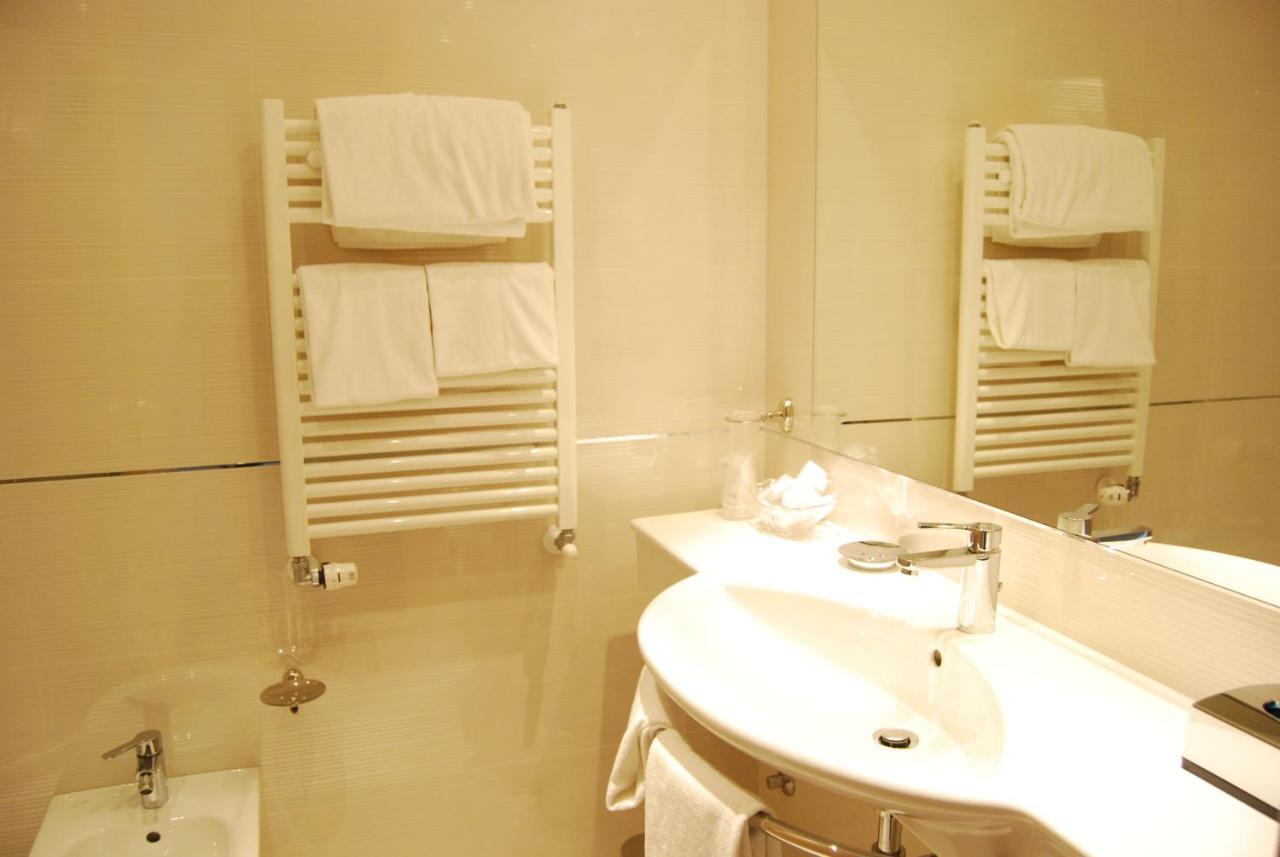 Hotel Ristorante Giada Grumolo delle Abbadesse Luaran gambar